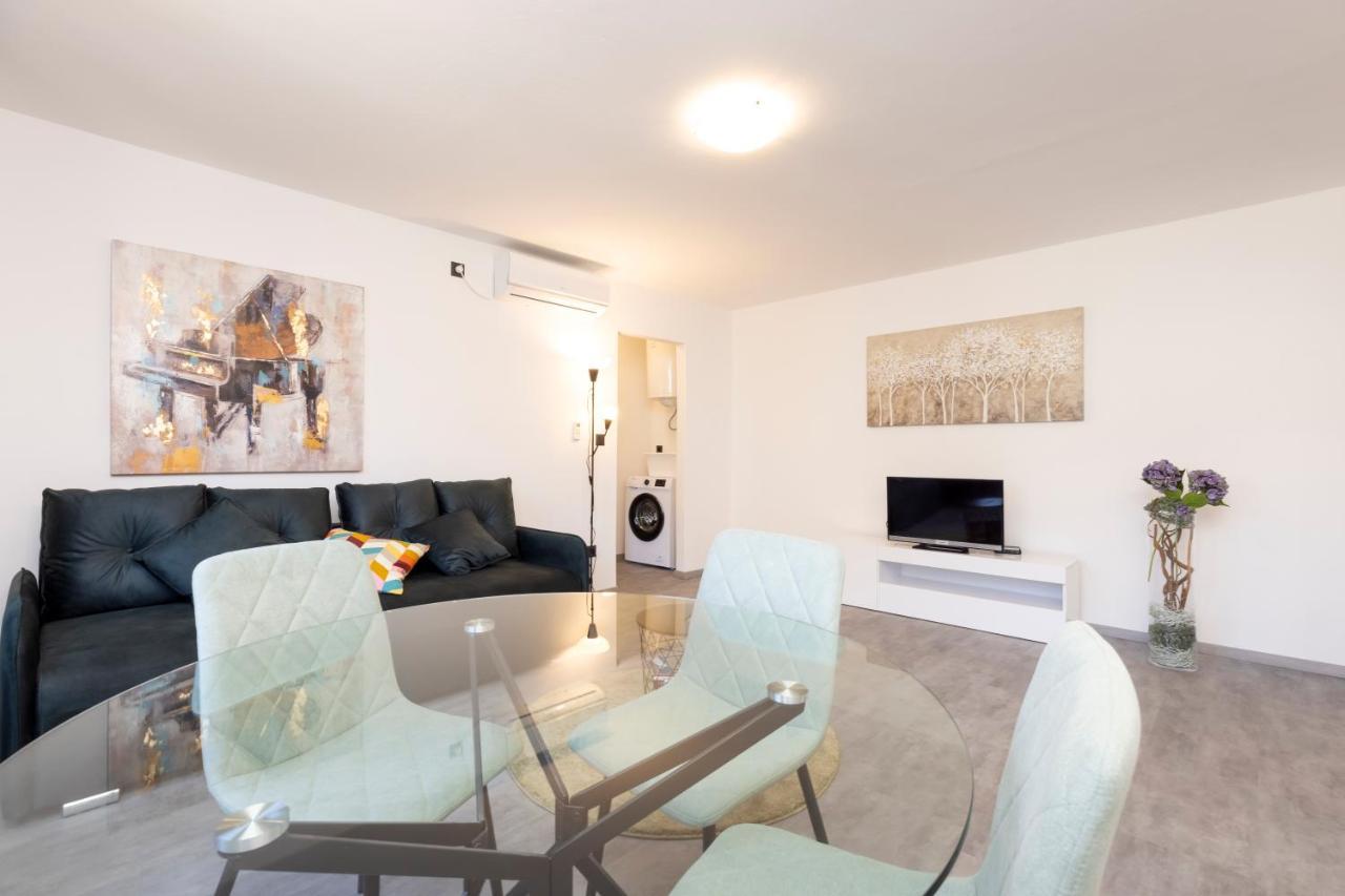 Providenca Accommodation Mali Lošinj Eksteriør bilde