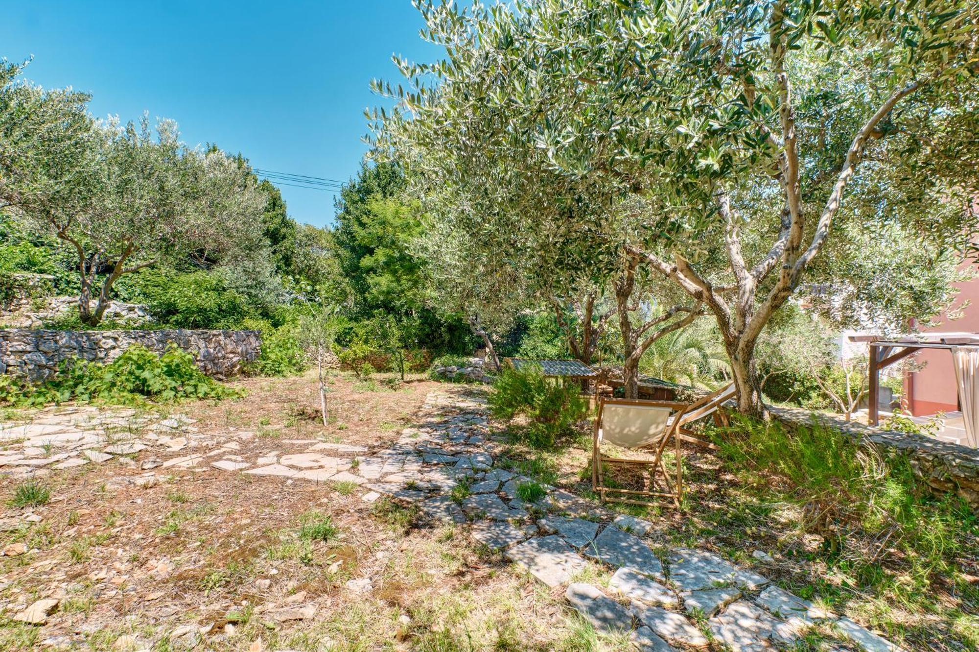 Providenca Accommodation Mali Lošinj Eksteriør bilde